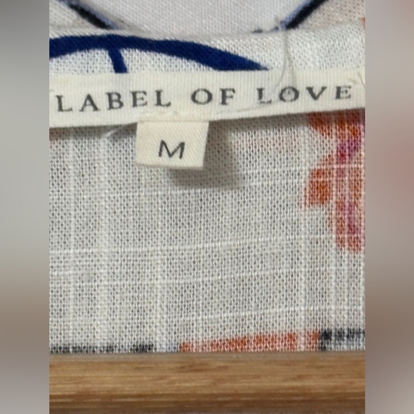 Label of Love Women's Pants & Shirt Set. - Picture 4 of 9